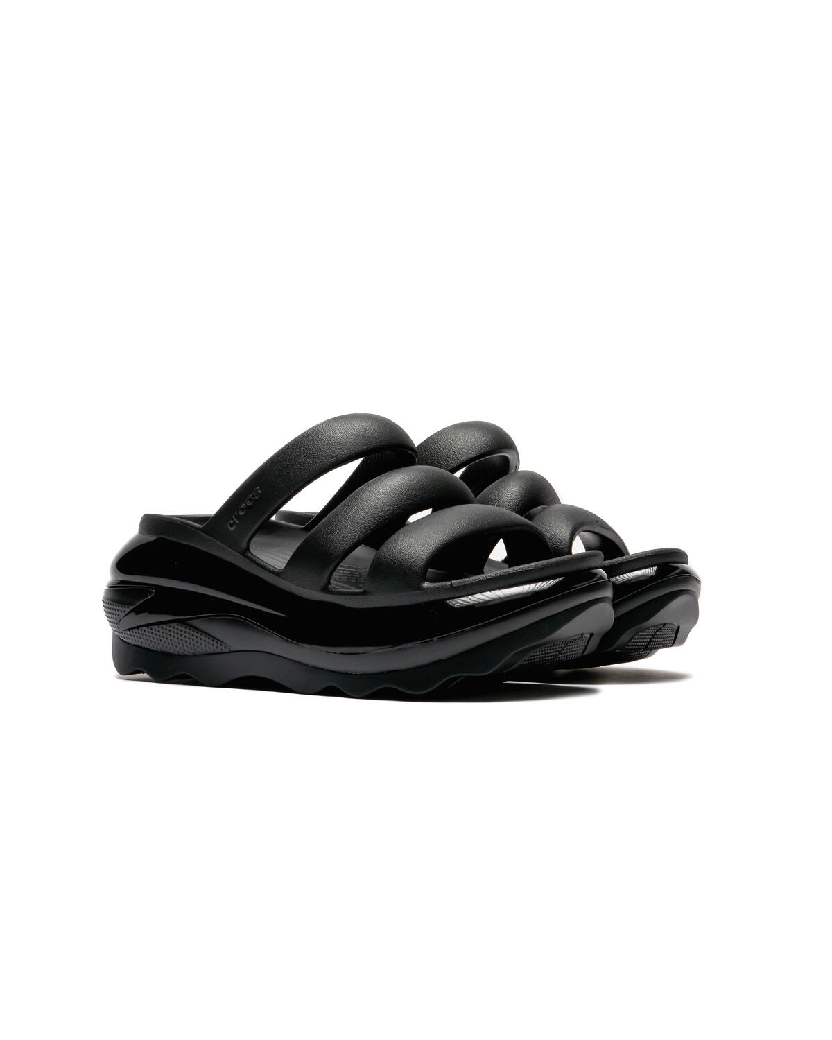 triple strap crocs black